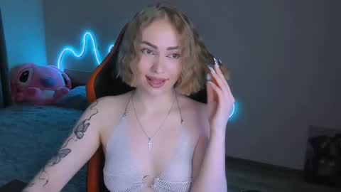 Snapshot of larakrein_lk chatting on 04.24.26 LaraKrein lk online show from 04.24.26