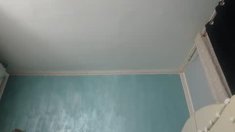 Snapshot of laralanee chatting on 06.19.26 LaraLane online show from 06.19.26