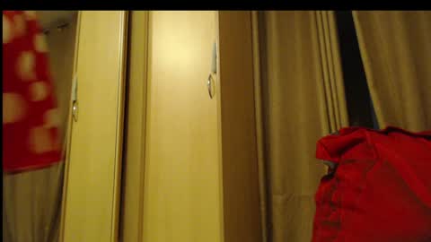 laralhotr online show from 01.03.25