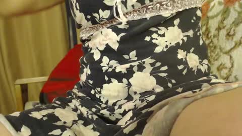 laralhotr online show from 03.01.25