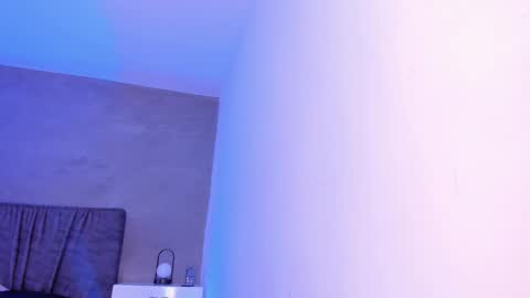 Snapshot of laravillalobos chatting on 03.24.26 Laura online show from 03.24.26