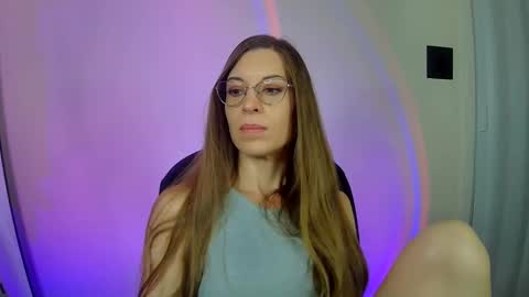 larawintersxxx online show from 10.30.25