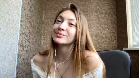 Snapshot of lareebuggie chatting on 06.17.26 Eva online show from 06.17.26