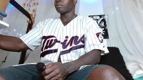 Snapshot of largo_eddy chatting on 05.19.26 Largo eddy online show from 05.19.26