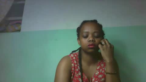 Snapshot of larissa645771 chatting on 09.19.25 larissa645771 online show from 09.19.25