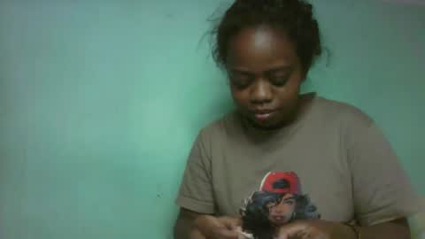 Snapshot of larissa645771 chatting on 09.27.25 larissa645771 online show from 09.27.25