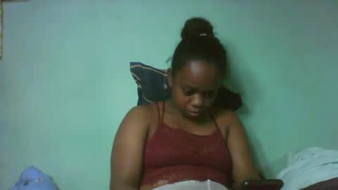 Snapshot of larissa645771 chatting on 09.29.25 larissa645771 online show from 09.29.25