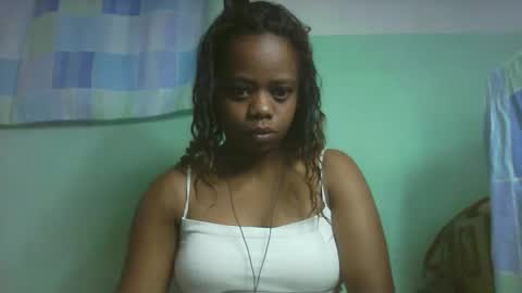 Snapshot of larissa645771 chatting on 10.24.25 larissa645771 online show from 10.24.25