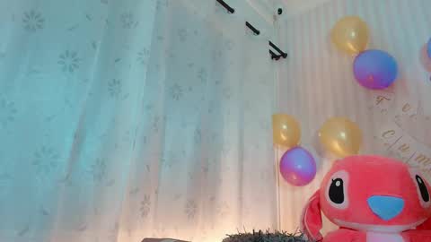 Larissas online show from 10.10.25