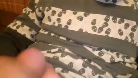 Snapshot of larry009 chatting on 01.01.25 larry009 online show from 01.01.25