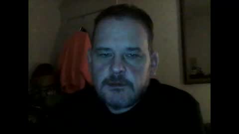 Snapshot of larry5o chatting on 05.05.26 larry5o online show from 05.05.26
