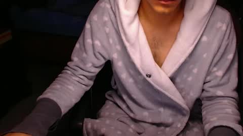 Larry online show from 02.05.26