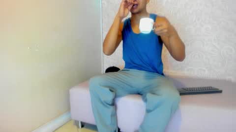 Snapshot of larry_vito chatting on 01.12.26 LARRY online show from 01.12.26