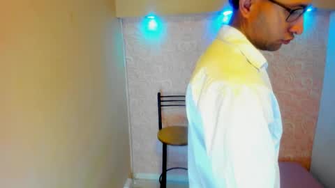 Snapshot of larry_vito chatting on 01.13.26 LARRY online show from 01.13.26