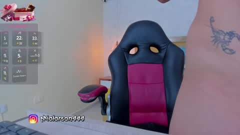 Snapshot of larsonmia chatting on 02.19.25 MIA online show from 02.19.25