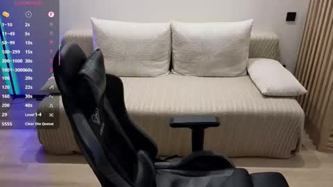 Lars online show from 11.26.25