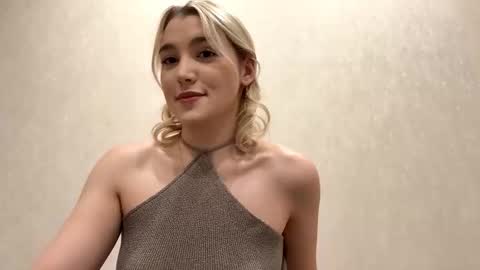 Snapshot of laruebaral chatting on 02.17.26 Betty online show from 02.17.26