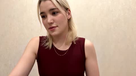 Snapshot of laruebaral chatting on 02.18.26 Betty online show from 02.18.26