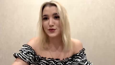 Snapshot of laruebaral chatting on 02.20.26 Betty online show from 02.20.26