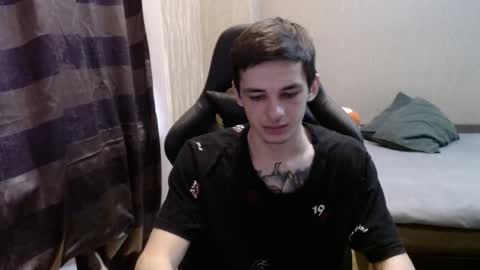 Kenny online show from 10.20.25