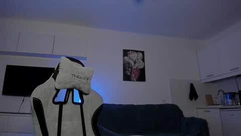 Snapshot of lastnight4you chatting on 01.25.25 acie online show from 01.25.25