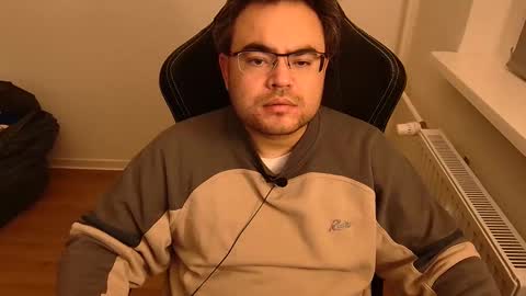 latexboy893 online show from 03.10.26