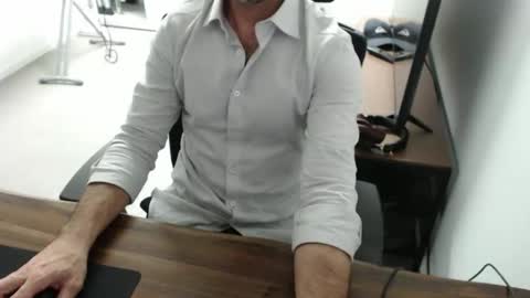 Snapshot of latexdave84 chatting on 10.15.25 latexdave84 online show from 10.15.25