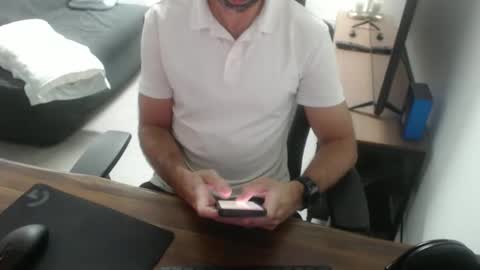 Snapshot of latexdave84 chatting on 02.10.26 latexdave84 online show from 02.10.26