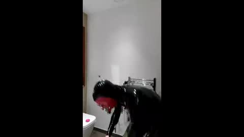 Snapshot of latexsurfer chatting on 02.23.26 Latexsurfer online show from 02.23.26