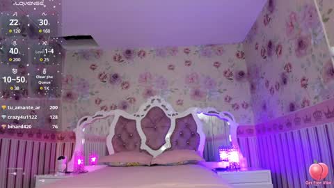 Valeria  online show from 12.14.24