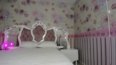 Valeria  online show from 12.20.24