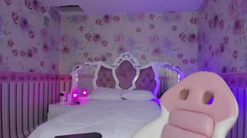 Valeria  online show from 02.12.25