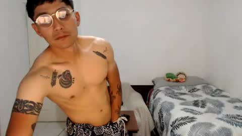 Snapshot of latin_bby chatting on 07.16.26 carlos online show from 07.16.26