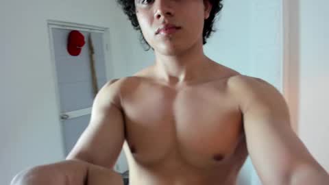 Snapshot of latin_beastx chatting on 05.13.26 latin_beastx online show from 05.13.26