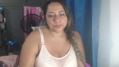 Snapshot of latin_big_boobs chatting on 05.13.26 latin_big_boobs online show from 05.13.26