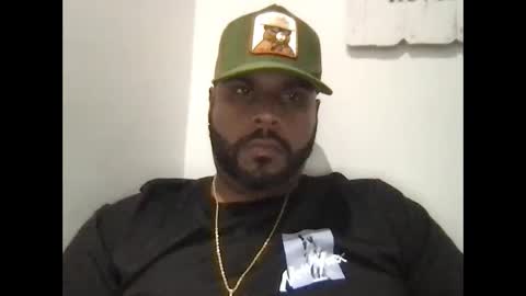 Snapshot of latin_chubby chatting on 09.27.25 latin_chubby online show from 09.27.25