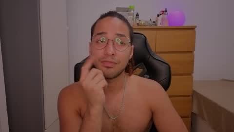  Free OF online show from 09.17.25