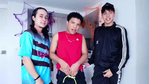 latin_naughty_boys online show from 10.19.25