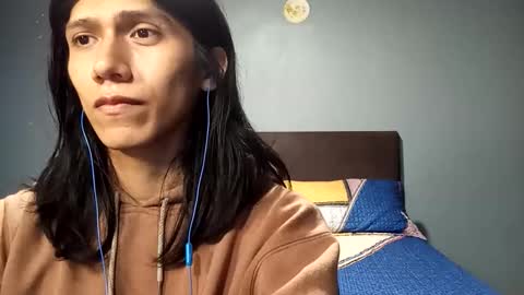 Snapshot of latin_shado chatting on 10.20.25 Shado online show from 10.20.25