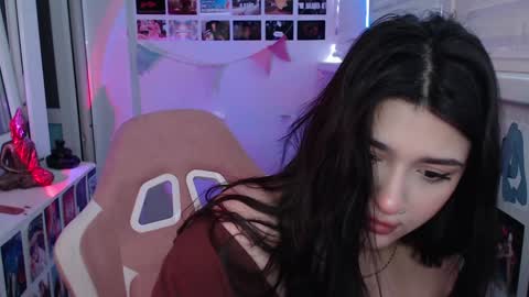 miiiiiiaaaa online show from 12.14.24