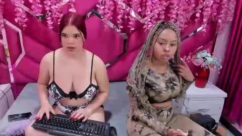 Snapshot of latinas_anales chatting on 12.07.24 latinas_anales online show from 12.07.24