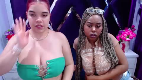 Snapshot of latinas_anales chatting on 12.19.24 latinas_anales online show from 12.19.24