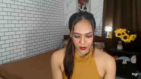 Snapshot of latinatshugecock chatting on 09.25.25 Cha online show from 09.25.25