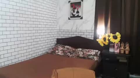 Snapshot of latinatshugecock chatting on 10.03.25 Cha online show from 10.03.25