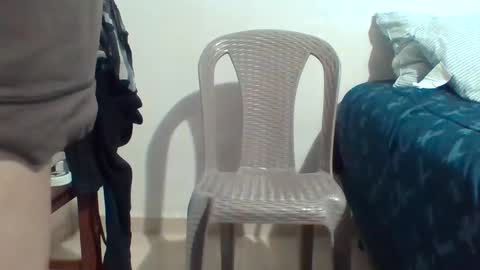 Snapshot of latinbigdick2 chatting on 12.21.24 Robert online show from 12.21.24