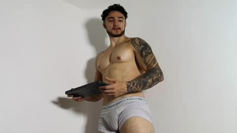 Snapshot of latinboyvip_ chatting on 06.04.26 LatinBoyVIP Colombian online show from 06.04.26