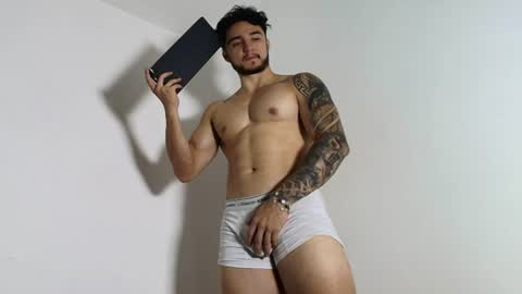 Snapshot of latinboyvip_ chatting on 06.12.26 LatinBoyVIP Colombian online show from 06.12.26