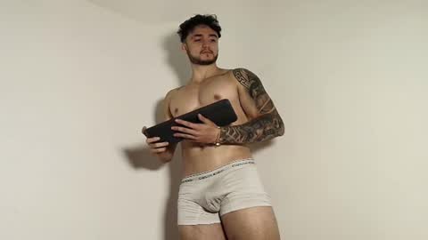 Snapshot of latinboyvip_ chatting on 07.16.26 LatinBoyVIP Colombian online show from 07.16.26