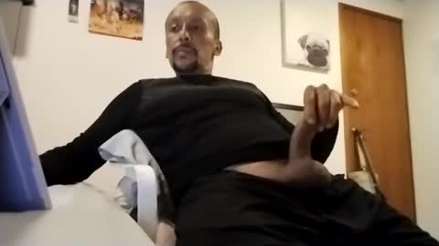 Snapshot of latinhardfucker1980 chatting on 01.16.25 latinhardfucker1980 online show from 01.16.25