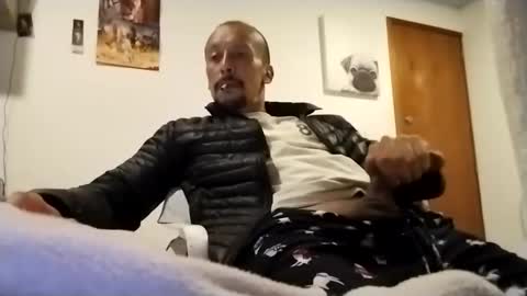 Snapshot of latinhardfucker1980 chatting on 01.18.25 latinhardfucker1980 online show from 01.18.25